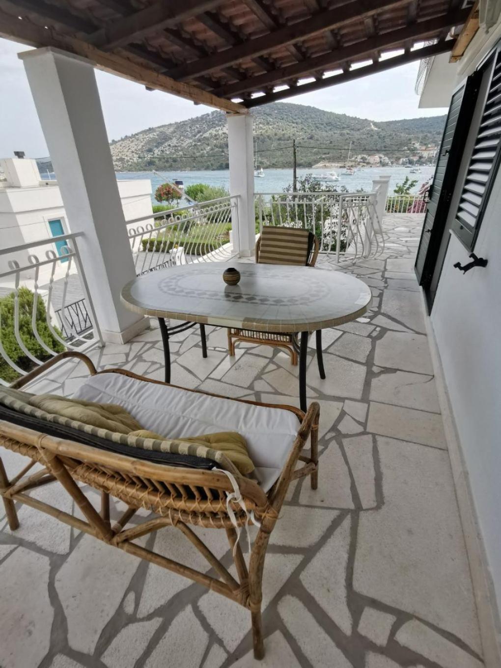 Apartments Srđan Vinisce Ngoại thất bức ảnh