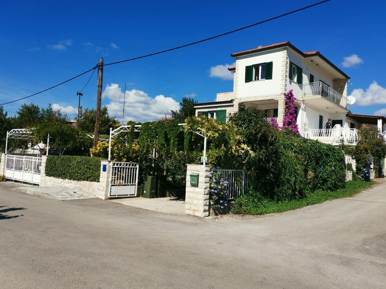 Apartments Srđan Vinisce Ngoại thất bức ảnh
