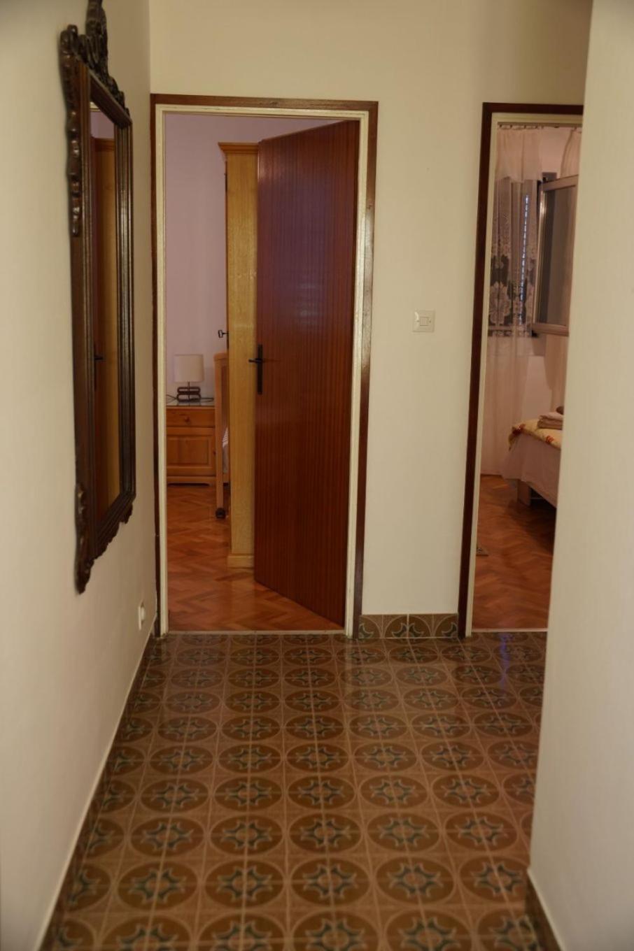 Apartments Srđan Vinisce Ngoại thất bức ảnh